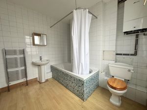 Photo 18- click for photo gallery